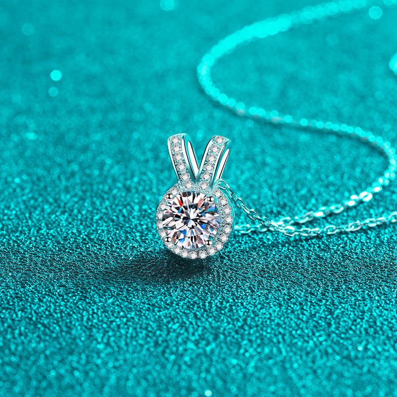 قلادة الموزانيت من Sweet Niche للتنقل اليومي