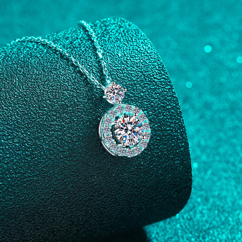 قلادة نسائية بسيطة من حجر الموزانيت الدائري المجوف