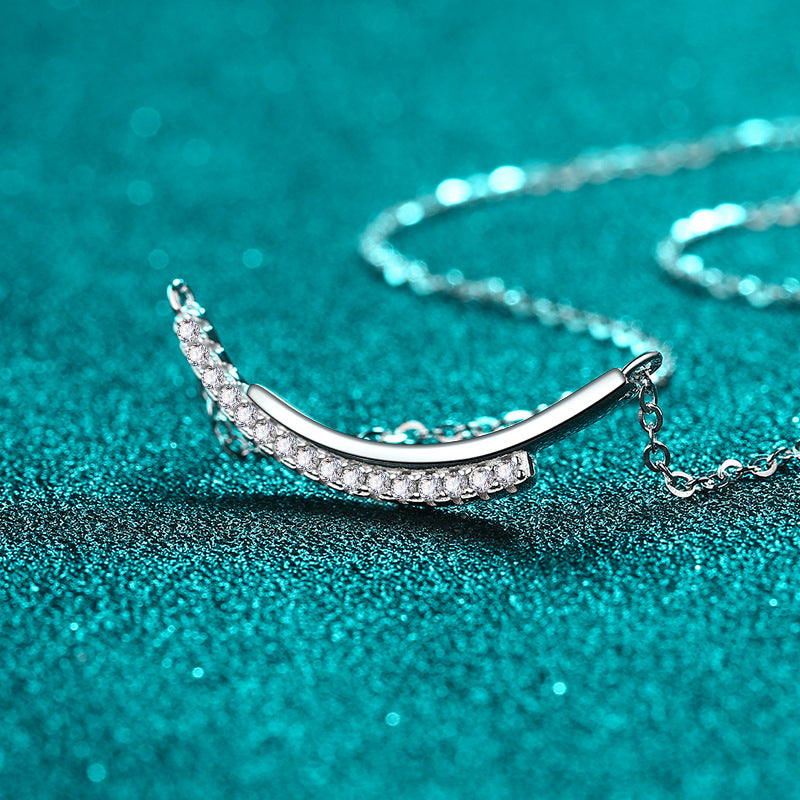 قلادة مويسانيتي نسائية بسلسلة خطية من الألماس مبتسمة بسيطة ورائعة