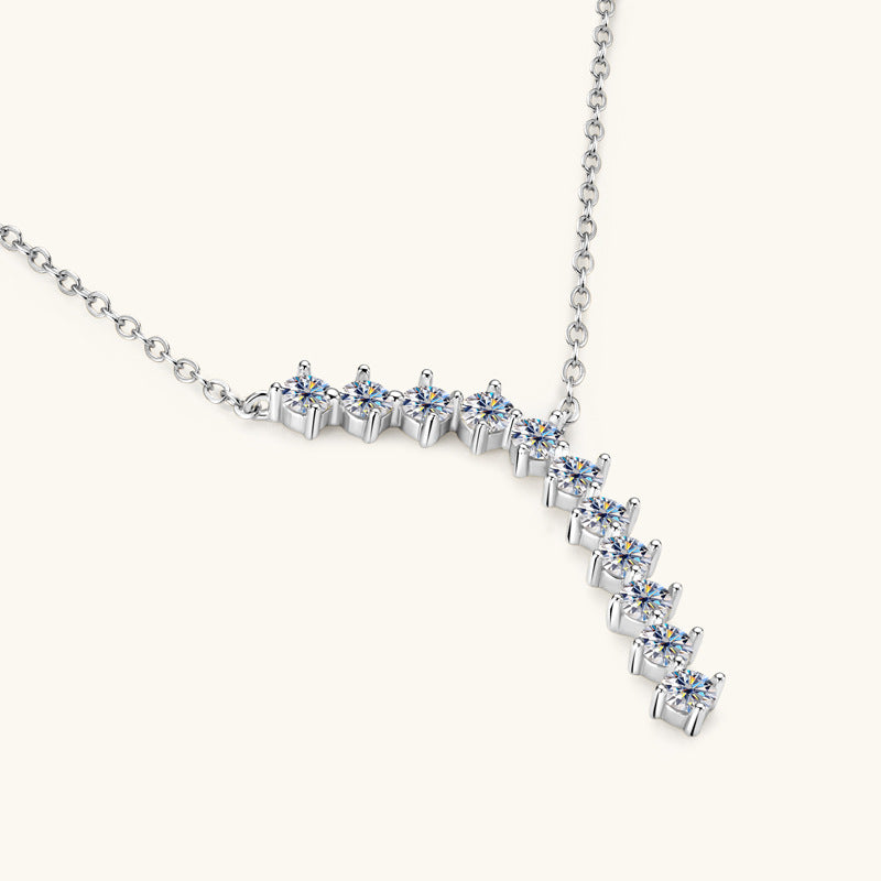 Niche Design Moissanite Clavicle Chain