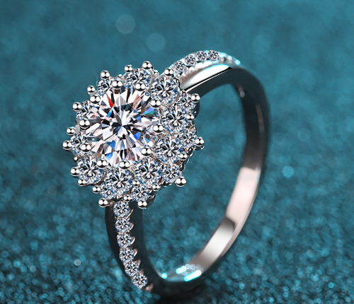 خاتم مويسانيت من الفضة الاسترلينية S925 للنساء