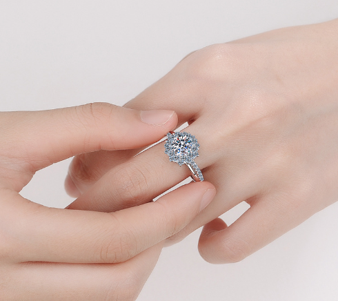 خاتم مويسانيت من الفضة الاسترلينية S925 للنساء