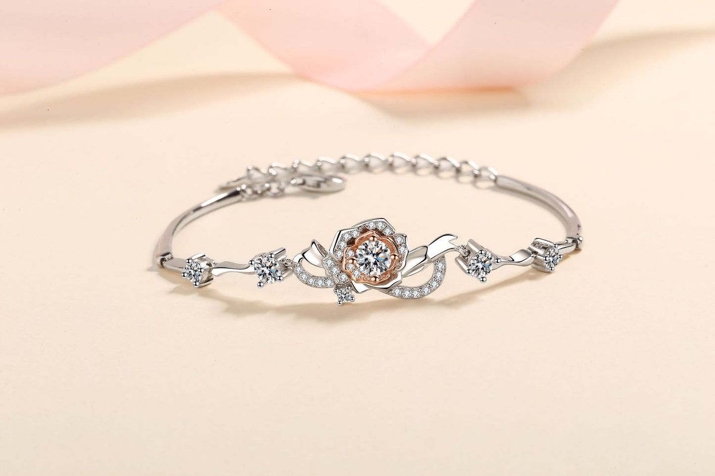One Rose Bracelet Female Bracelet With Moissanite