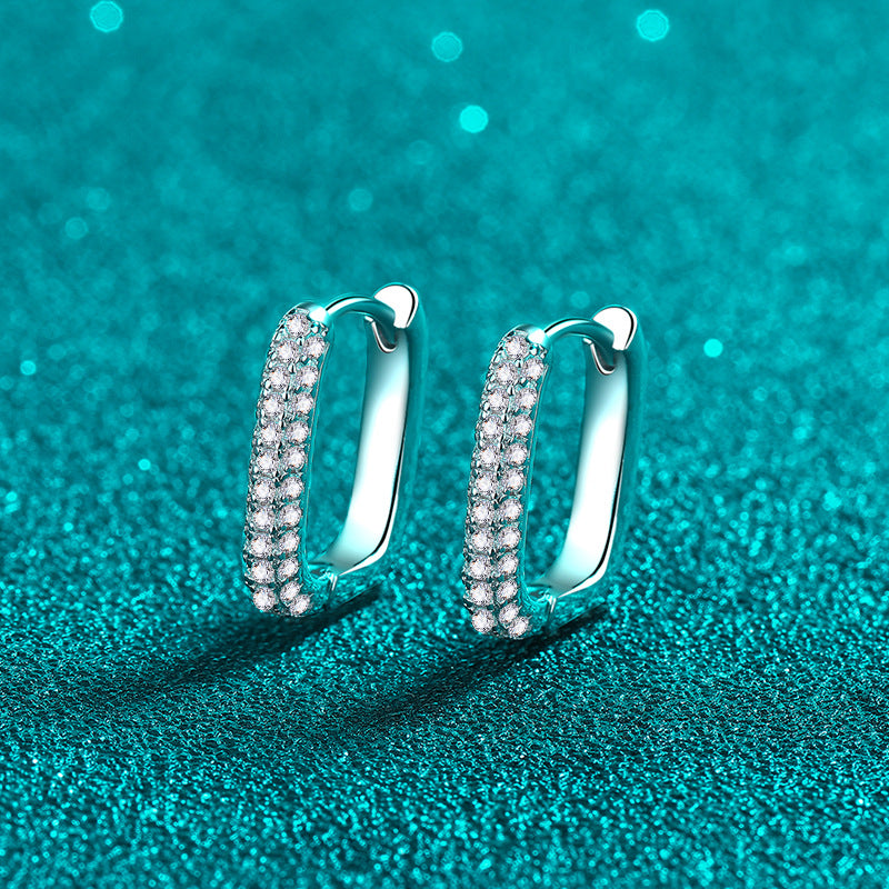 أقراط من الذهب المطلي بـ PT950 من حجر الموزانيت المزدوج المقاوم للرياح الباردة