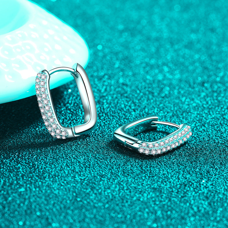 أقراط من الذهب المطلي بـ PT950 من حجر الموزانيت المزدوج المقاوم للرياح الباردة