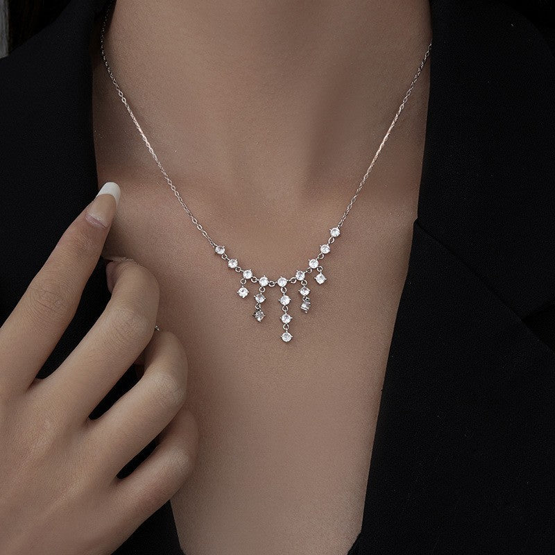 Xinghe Waterfall Advanced Sense Delicate Clavicle Chain