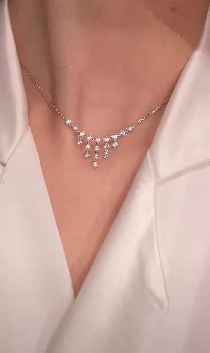 Xinghe Waterfall Advanced Sense Delicate Clavicle Chain