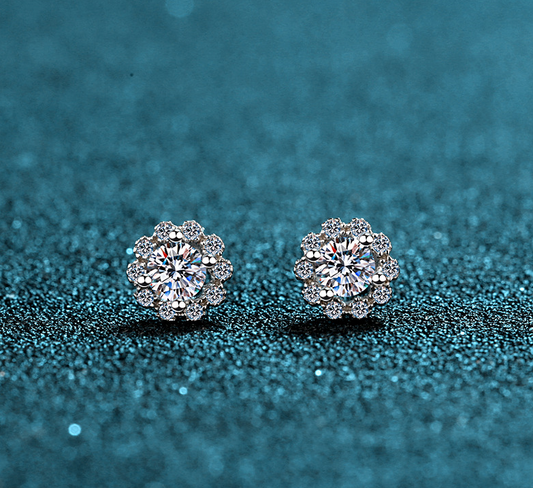 أقراط نسائية من حجر الموزانيت بأربعة مخالب وحقيبة دائرية