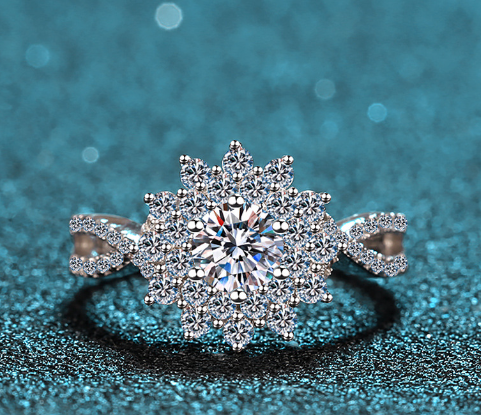 خاتم نسائي من الماس الميسانيت 